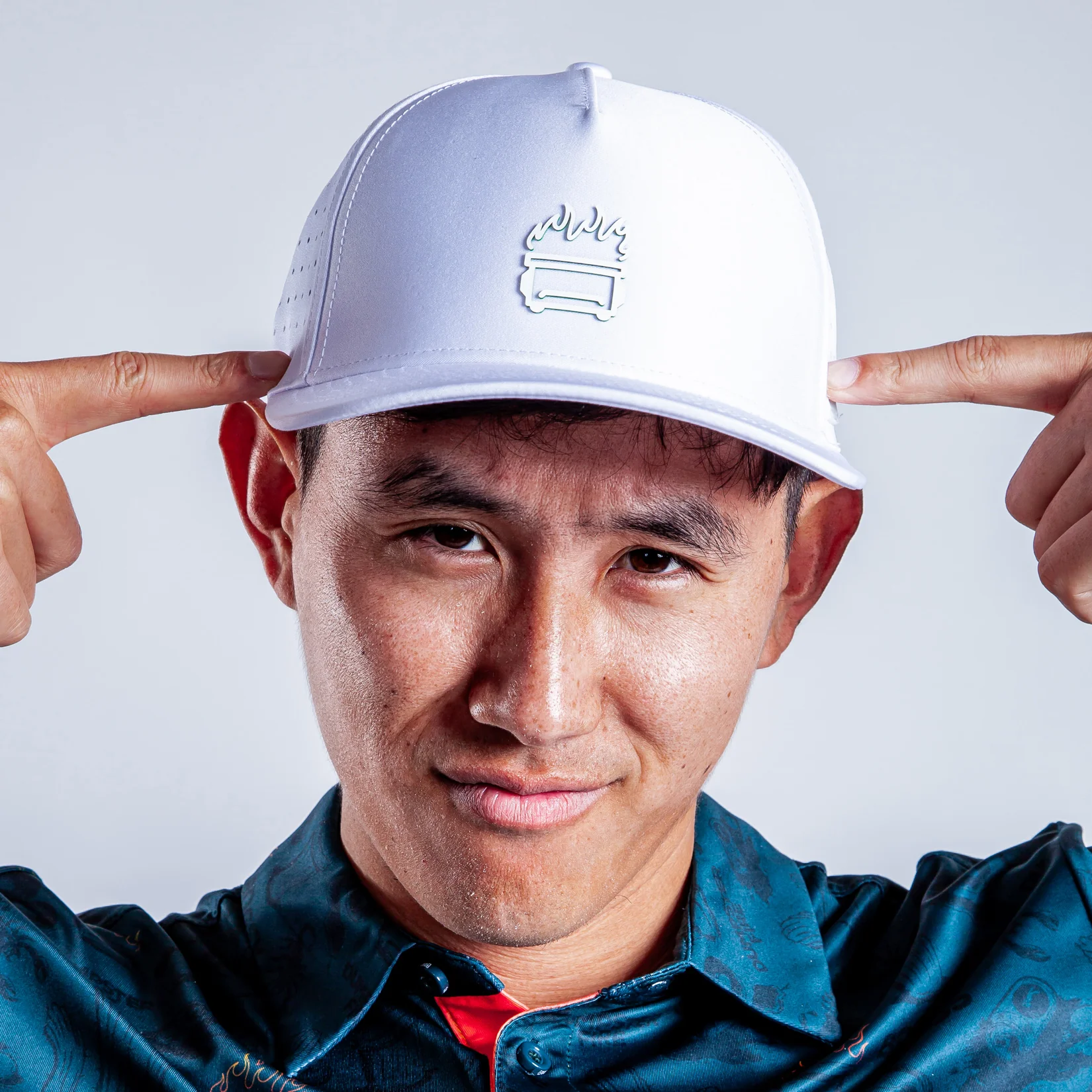 White Hot - Performance Golf Hat - Snapback - Image 7